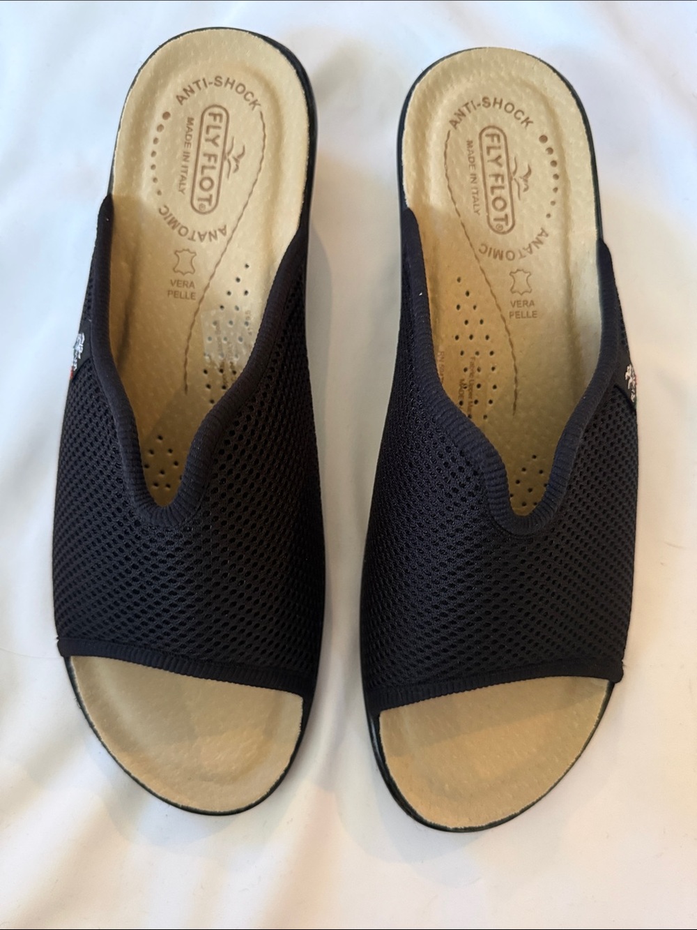 NWOT Women's Fly Flot Sandals.  Made in Italy.  Size 41 EUA (10 US)